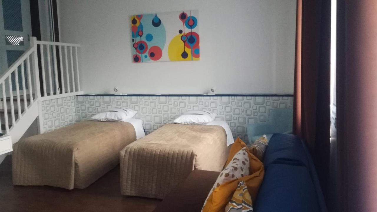 Chambres D'Hotes Les Muriers โรม็อง-ซูร์-อีแซร์ ภายนอก รูปภาพ