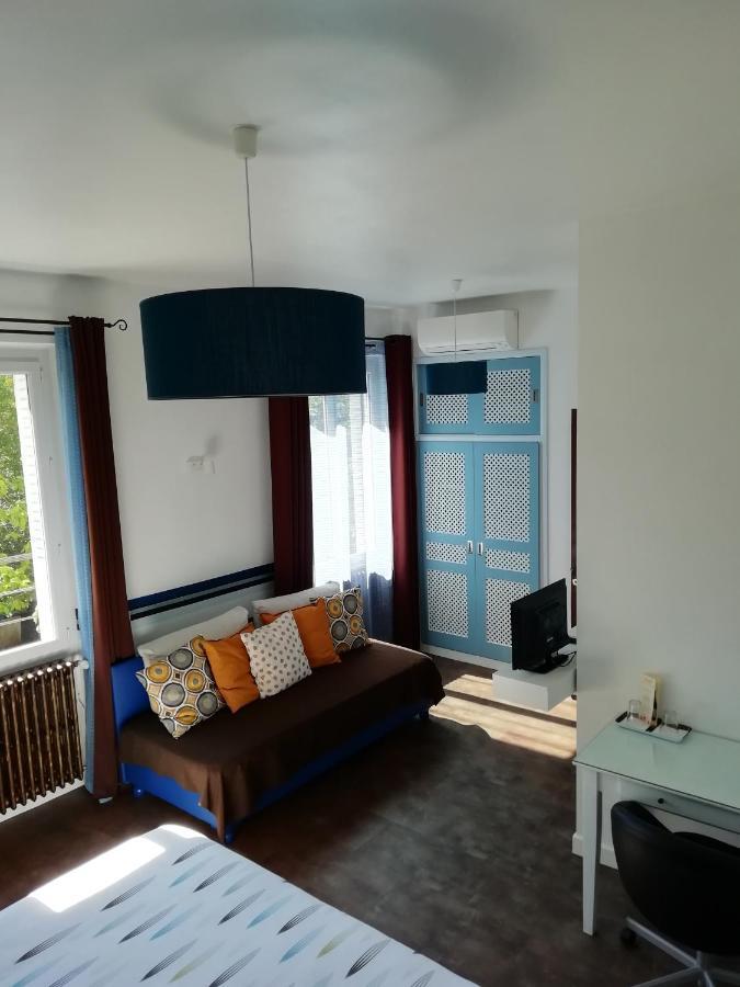 Chambres D'Hotes Les Muriers โรม็อง-ซูร์-อีแซร์ ภายนอก รูปภาพ